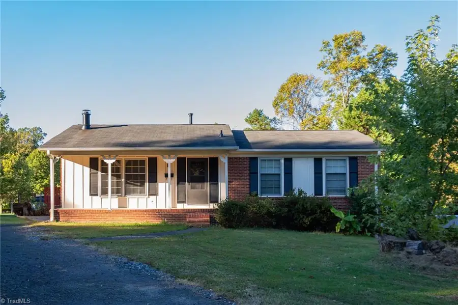 2 Worthdale Court, Winston Salem, NC 27103 - Image #2