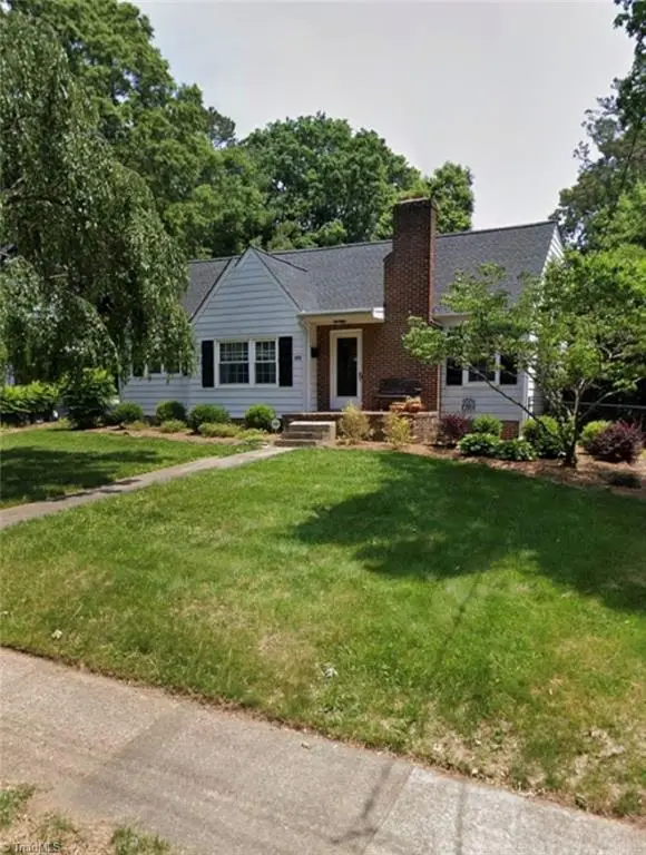 909 Knollwood Street, Winston Salem, NC 27103 - Image #1