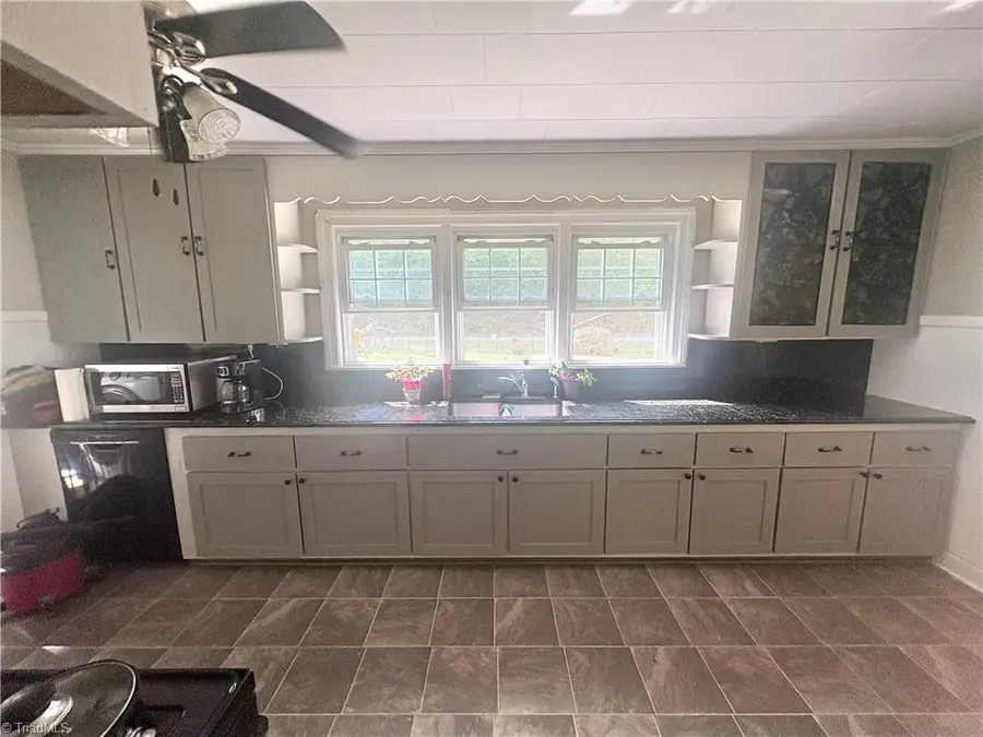 3536 Shaffner Road, Jonesville, NC 28642 - Image #3