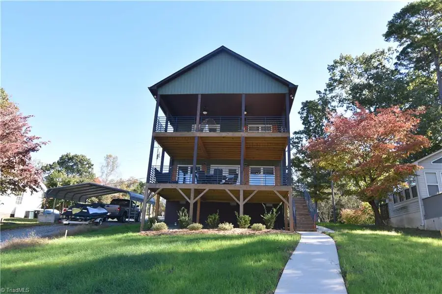 310 Lake Shore Avenue, Lexington, NC 27292 - Image #2