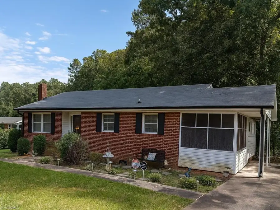 240 Croomcrest Road, Asheboro, NC 27205 - Image #2