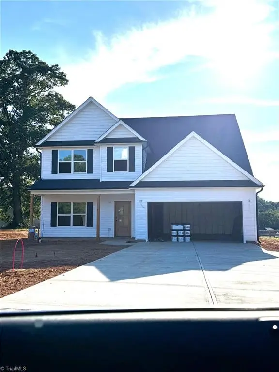 1264 Washburn Road, Madison, NC 27025