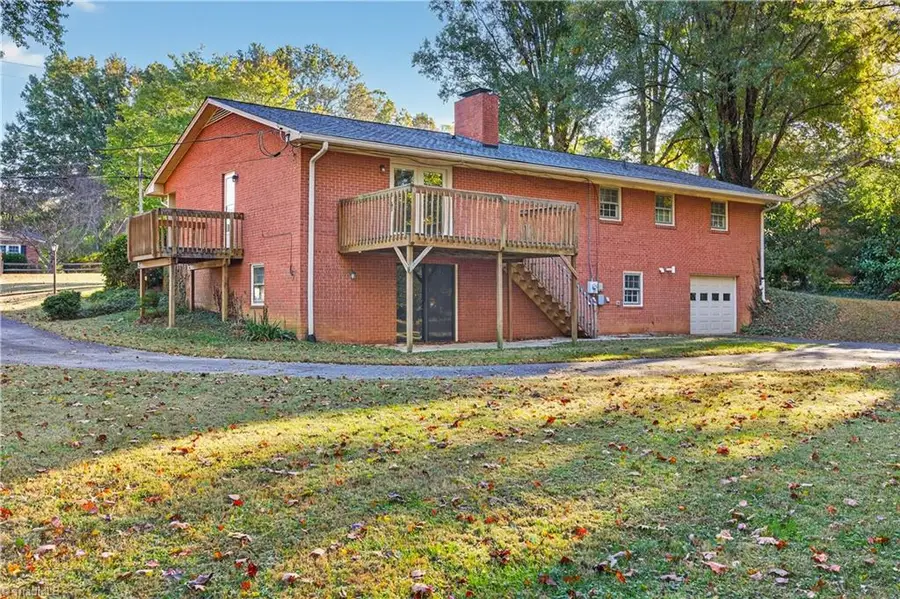 205 Tangle Drive, Jamestown, NC 27282 - Image #3