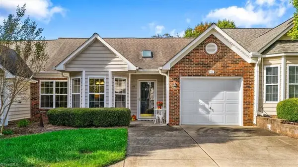 47 Mansfield Circle, Greensboro, NC 27455