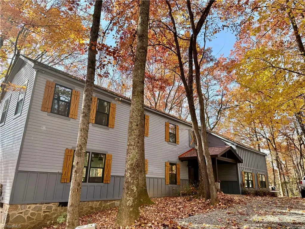 1228 Powder Horn Mountain Road, Deep Gap, NC 28618 - Image #1