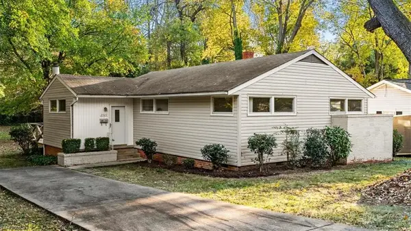 2523 Overbrook Drive, Greensboro, NC 27408