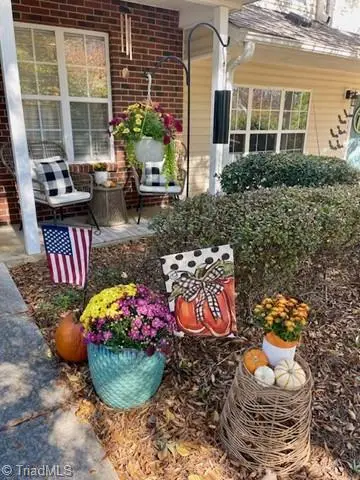 102 Tannenbaum Circle, Greensboro, NC 27410 - Image #2