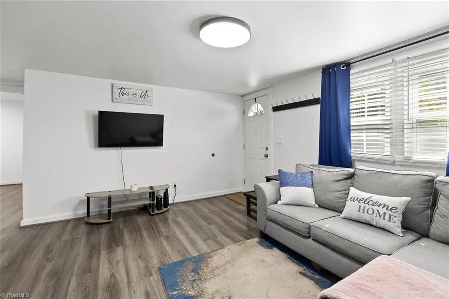 13 Longview Street, Lexington, NC 27295 - Image #3