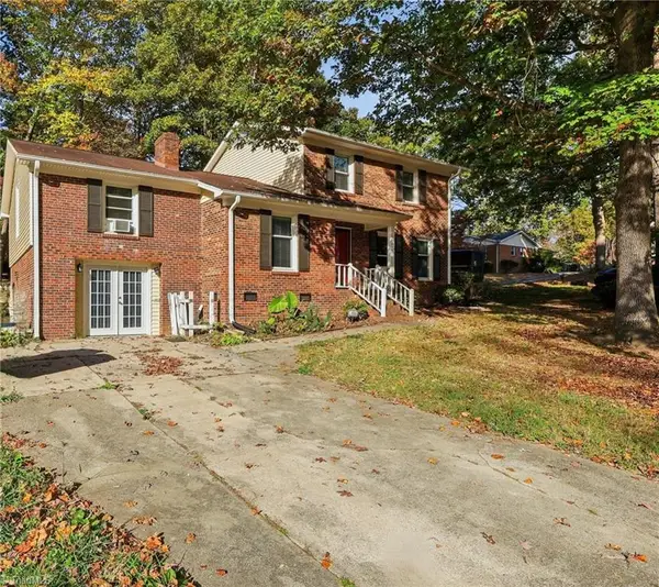 1000 Pineburr Road, Jamestown, NC 27282