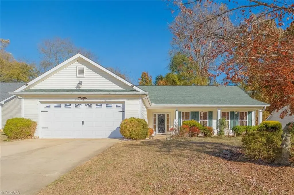 605 Walnut Crossing Drive, Whitsett, NC 27377 - Image #1