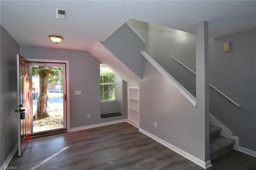 717 Pilgrim Ford Court, Clemmons, NC 27012 - Image #3