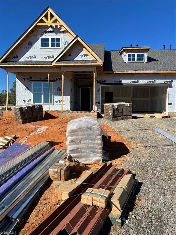 4252 Quartersaw Lane #TH8, Clemmons, NC 27012