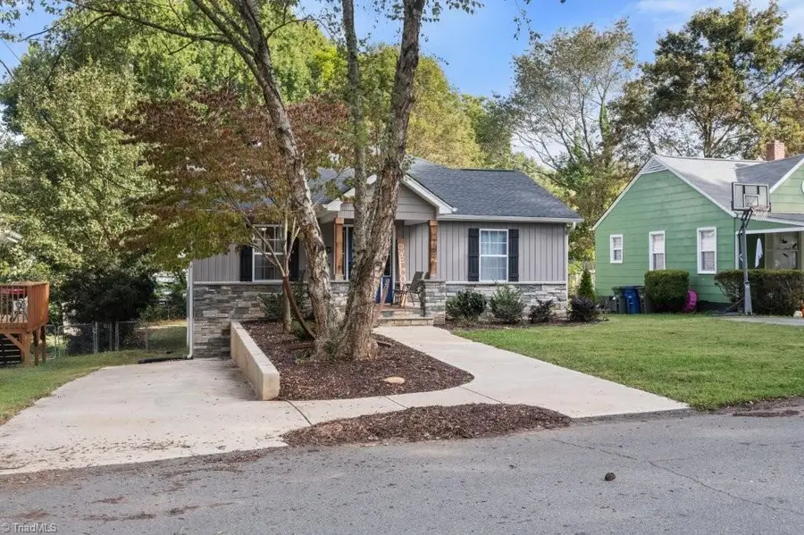 2435 Hoyt Street, Winston Salem, NC 27103 - Image #2