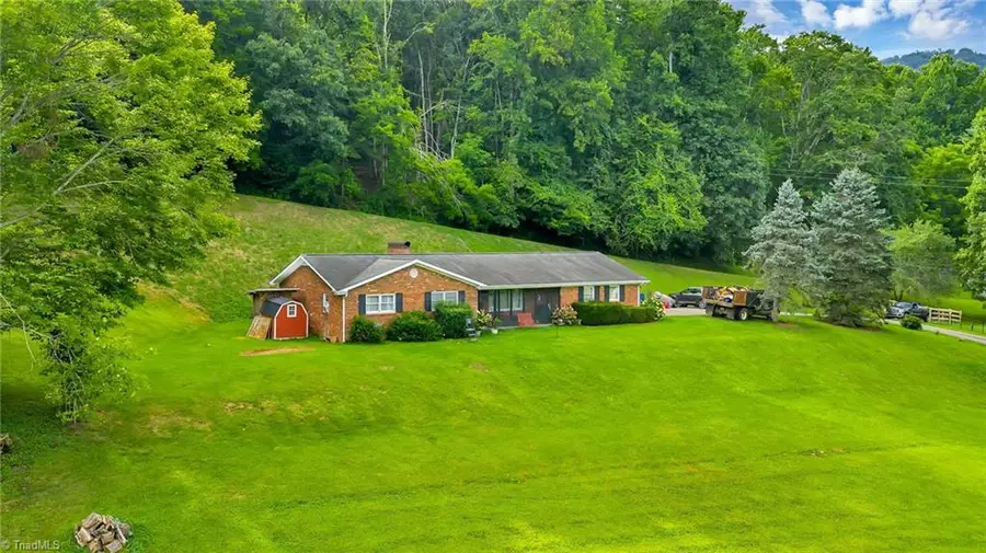 2351 Us Highway 221, Jefferson, NC 28640 - Image #2