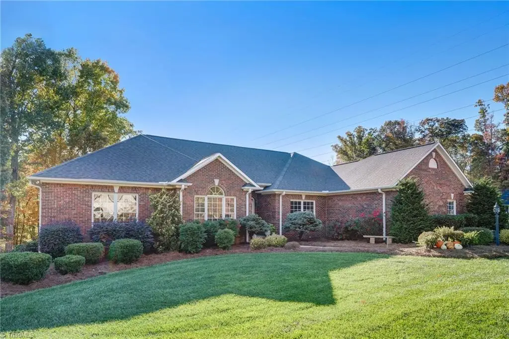 203 W Stonebury Court, Reidsville, NC 27320 - Image #1