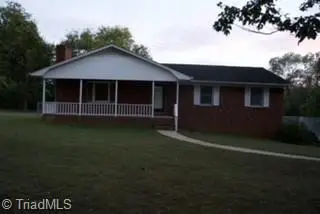 312 Foxcroft Drive, Lexington, NC 27292 - Image #2