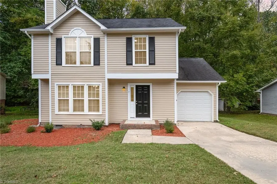 7 Queenanne Court, Greensboro, NC 27406 - Image #2