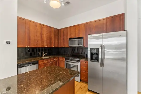 389 N Green Street #106, Winston-Salem, NC 27101