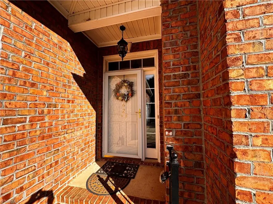 5762 Beaver Pond Trail, Pfafftown, NC 27040 - Image #2