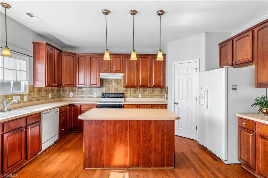 2755 Amesbury Road, Winston Salem, NC 27103 - Image #3