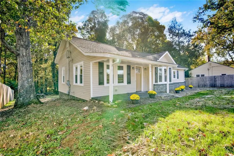 434 E Salisbury Street, Denton, NC 27239 - Image #2