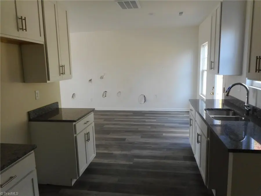 507 E Grimes Avenue, High Point, NC 27260 - Image #3