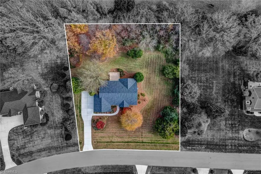 8204 Hunters Drive, Greensboro, NC 27455 - Image #3