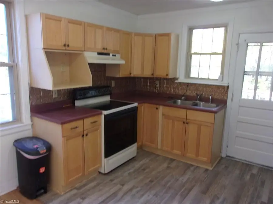 1406 Chelsea Street, Winston Salem, NC 27103 - Image #3