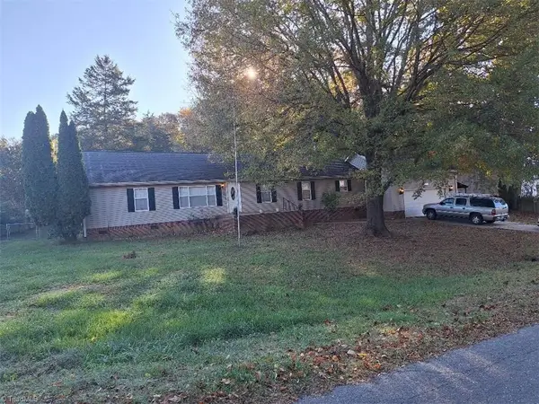 2350 Naomi Drive, Winston-Salem, NC 27107