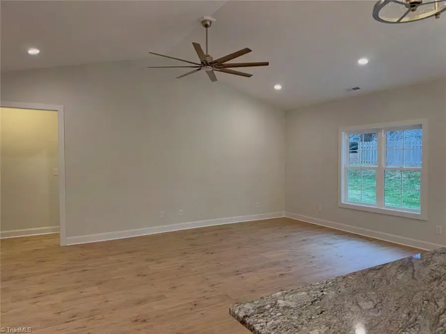 5034 Whitewood Lane, Winston Salem, NC 27104 - Image #3