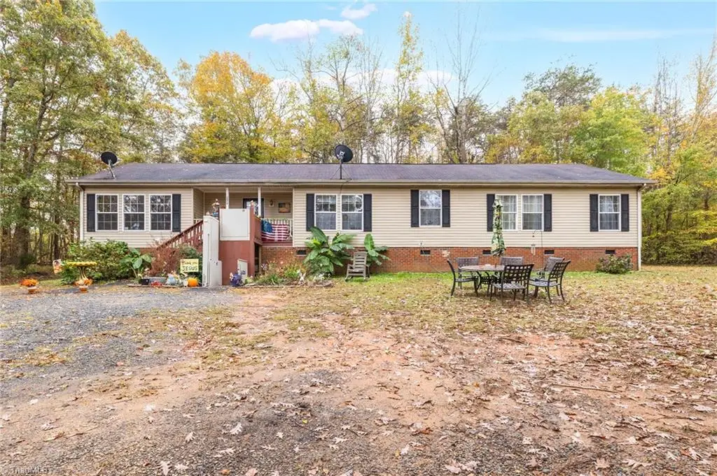 2072 Us Highway 158, Reidsville, NC 27320 - Image #1