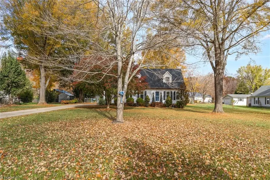 303 Shadowood Drive, Reidsville, NC 27320 - Image #2