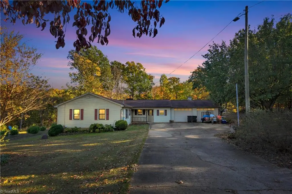 677 Kennedy Country Drive, Asheboro, NC 27205 - Image #1