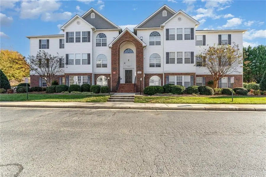 4290 Cedarcroft Court #3 A, Greensboro, NC 27409 - Image #3