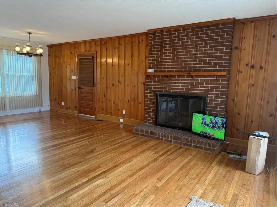 100 Kirk Road, Greensboro, NC 27455 - Image #3