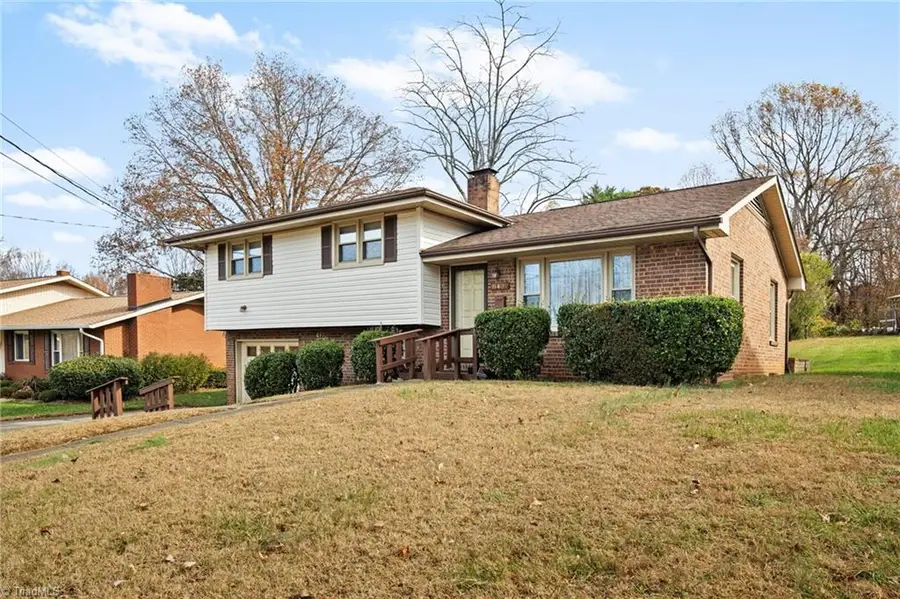 843 Crawford Street, Winston Salem, NC 27101 - Image #2