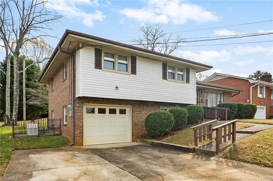 843 Crawford Street, Winston Salem, NC 27101 - Image #3