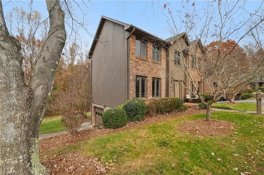 113 Briar Ridge Circle, Winston Salem, NC 27104 - Image #3