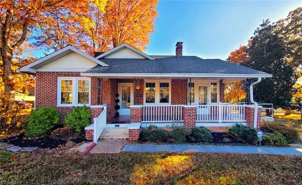 3606 Country Club Road, Winston-Salem, NC 27104