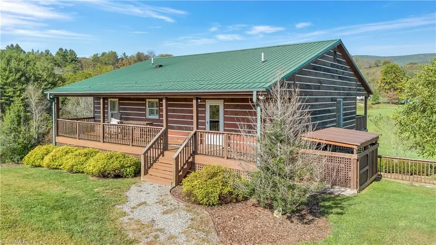 5550 Troutdale Hwy Road, Troutdale, VA 24378 - Image #2