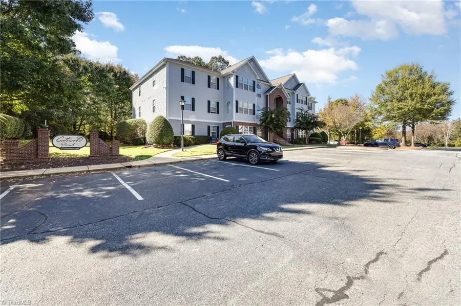 3698 Cotswold Avenue, Greensboro, NC 27410 - Image #2