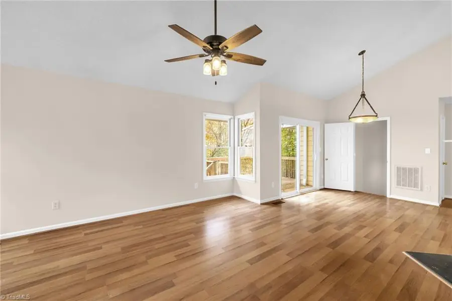 10 Dunnberry Court, Greensboro, NC 27455 - Image #3