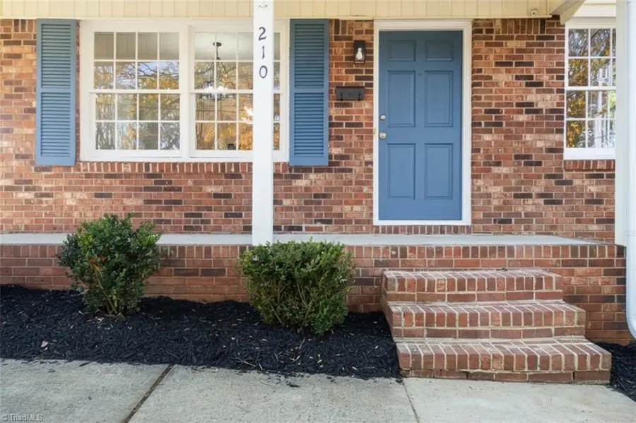 210 Forest Hill Avenue, Winston Salem, NC 27105 - Image #3