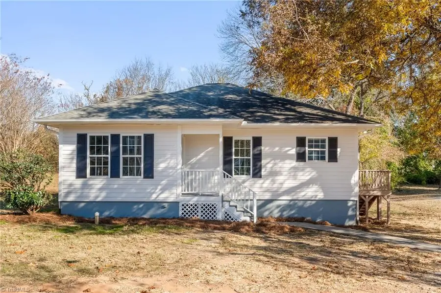 409 S Fayetteville Street, Liberty, NC 27298 - Image #3