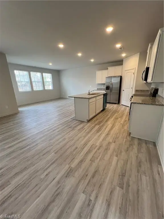 5909 Crossview Drive, Kernersville, NC 27284 - Image #3