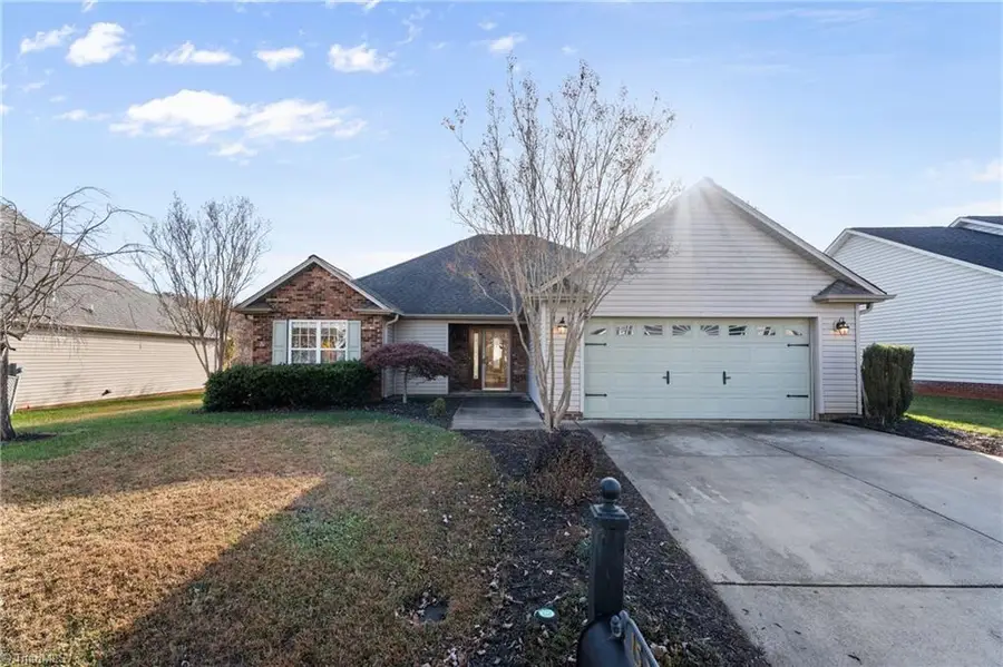 1534 Finwick Drive, Pfafftown, NC 27040 - Image #3