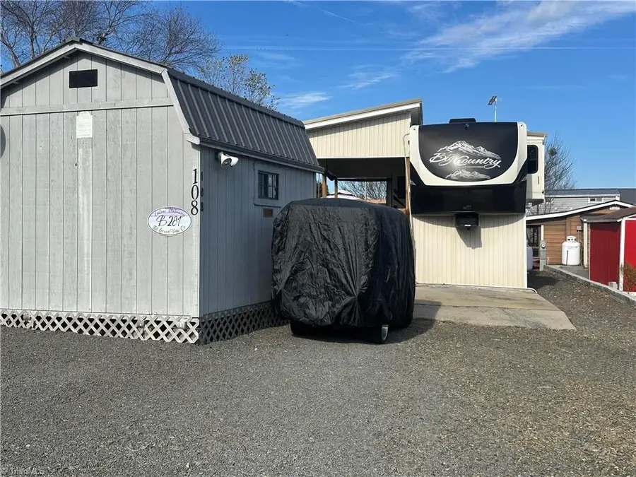 108 Grand View Drive, New London, NC 28127 - Image #3