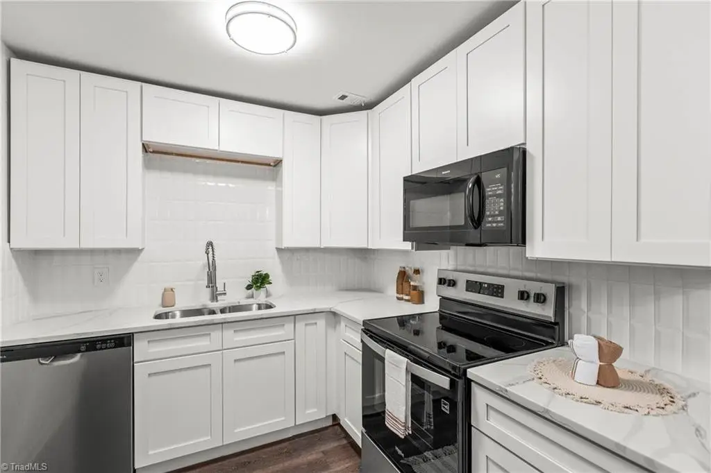 3824 Country Club Road #D, Winston Salem, NC 27104 - Image #1