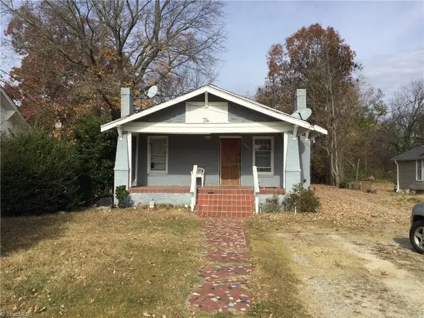 3805 Oak Grove Avenue, Greensboro, NC 27405