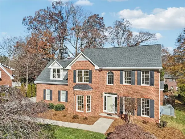 105 Winrow Drive, Jamestown, NC 27282